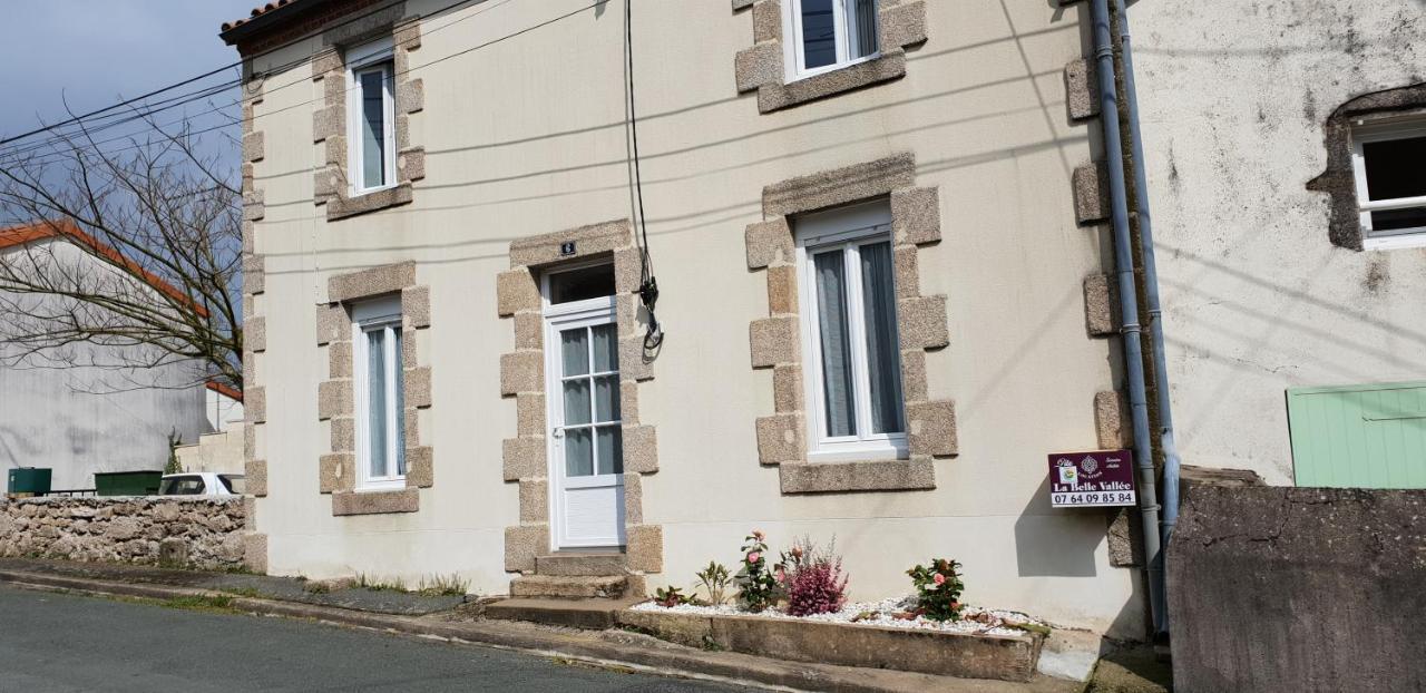 Gîte la Belle Vallée maison indépendante 80m2, 2 chambres à 10 min du Puy du Fou Treize-Vents Esterno foto