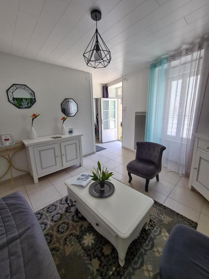 Gîte la Belle Vallée maison indépendante 80m2, 2 chambres à 10 min du Puy du Fou Treize-Vents Esterno foto